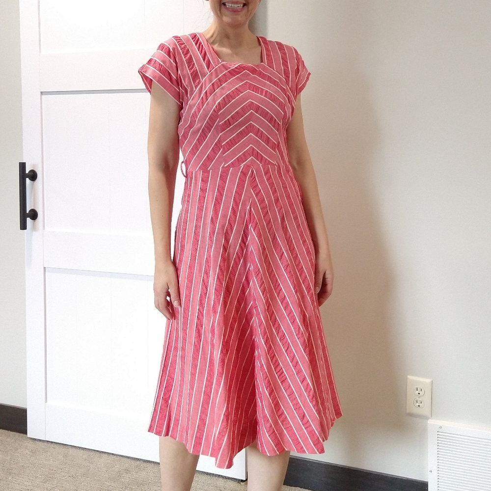 1940's 1950's Mode O Day Striped Seersucker Dress - image 4